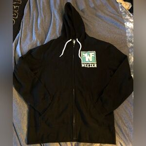 WEEZER Hoodie Men’s Size XL Sweatshirt Zip-Up from 2023/2024 Fan Gift! NEW